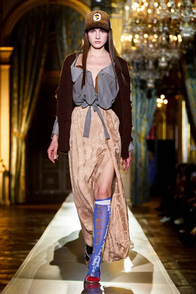 Look 33
